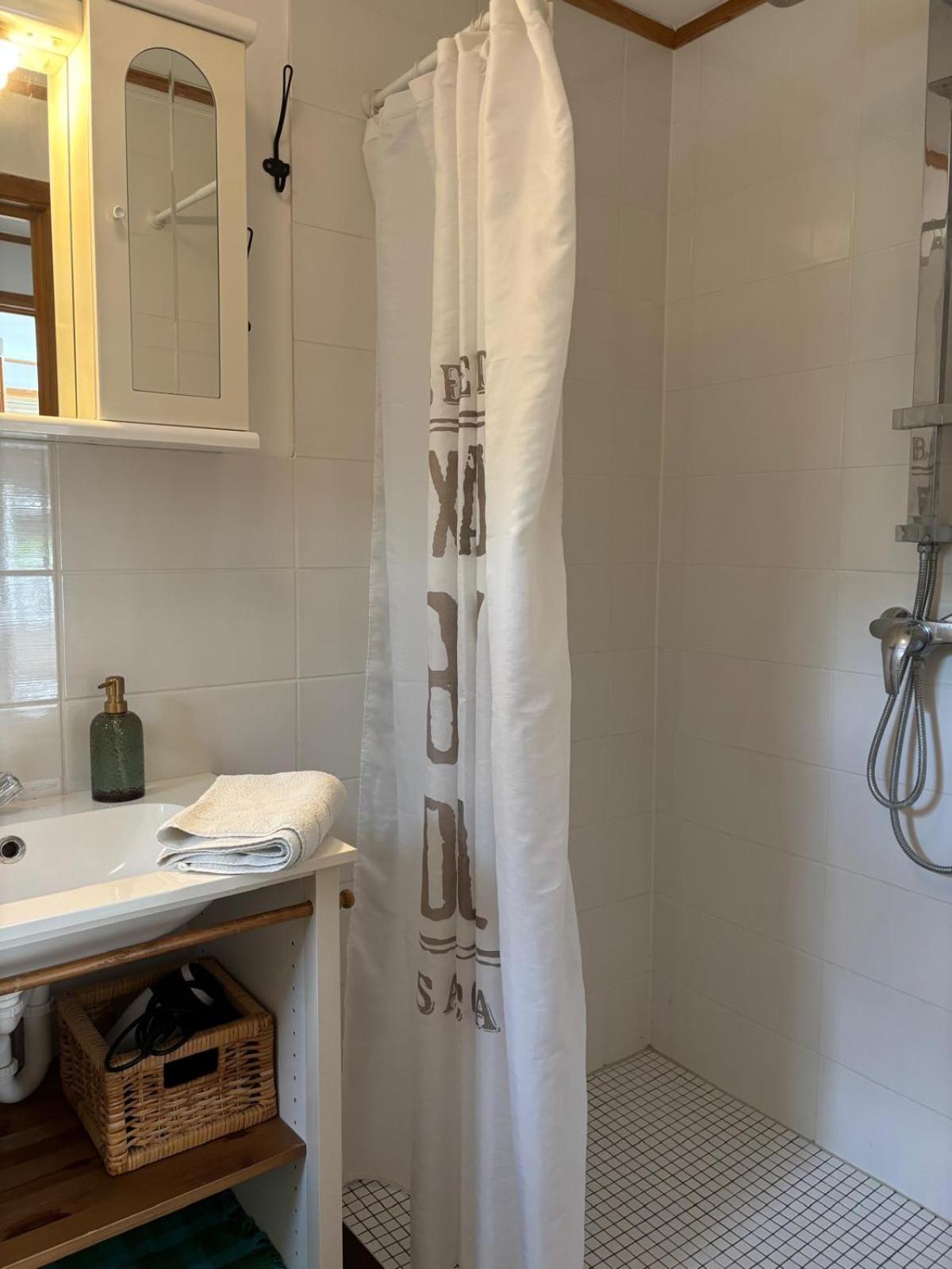 Toms Stuga Ferienwohnung Schoneiche Ngoại thất bức ảnh